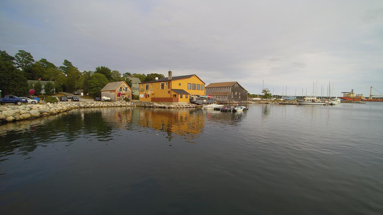 Inner Harbor Inn Shelburne Dış mekan fotoğraf